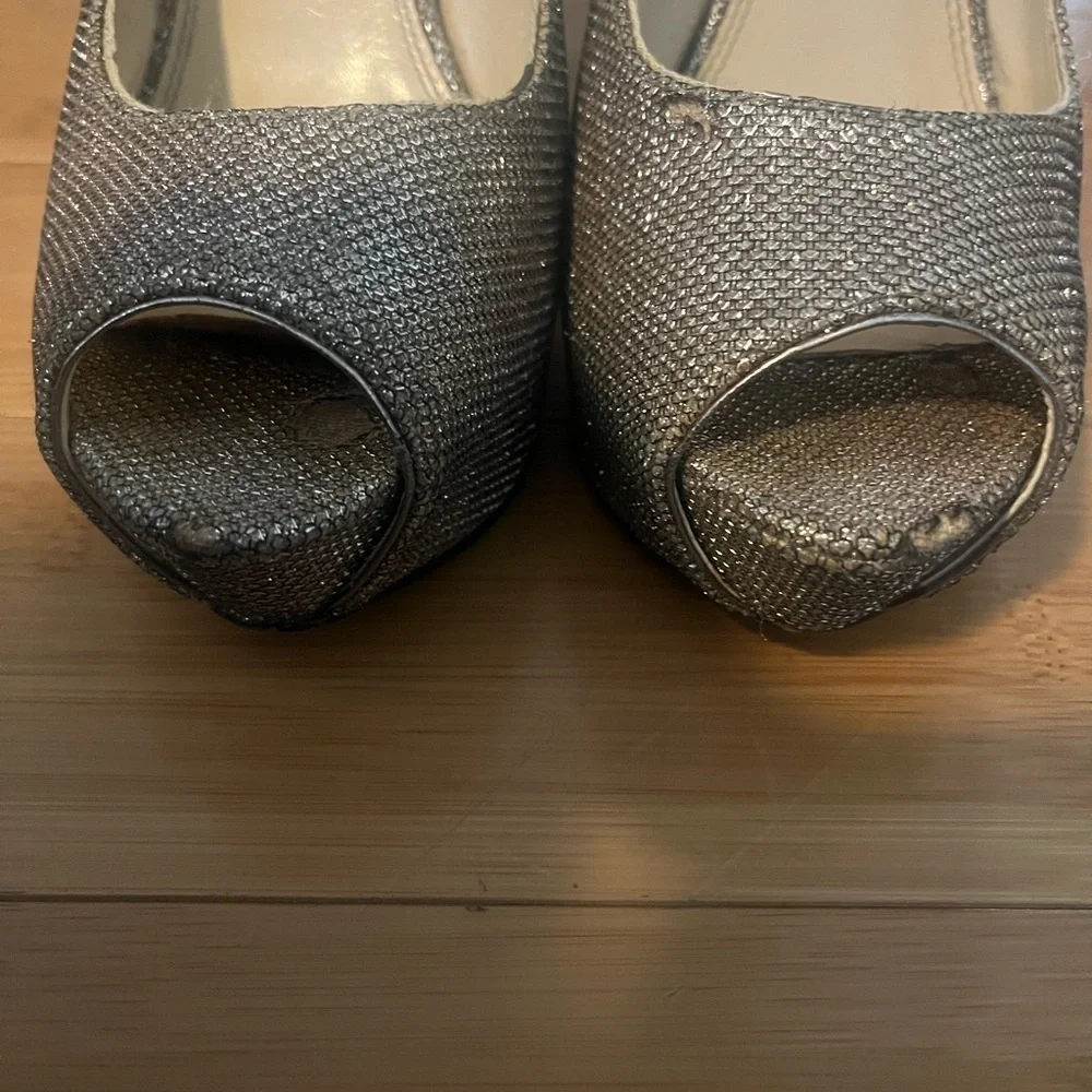 Enzo Angiolini Size 9.5 glitter platform peep toe heel